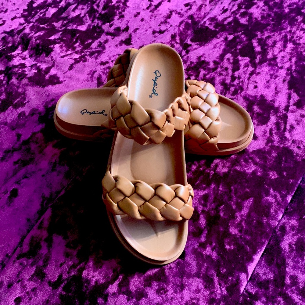 EUC Qupid Brown Braided Sandals - Women Size 9